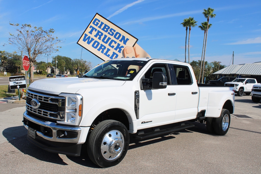Used 2025 Ford F-450 XLT Crew Cab Dually 4x4 DRW Truck