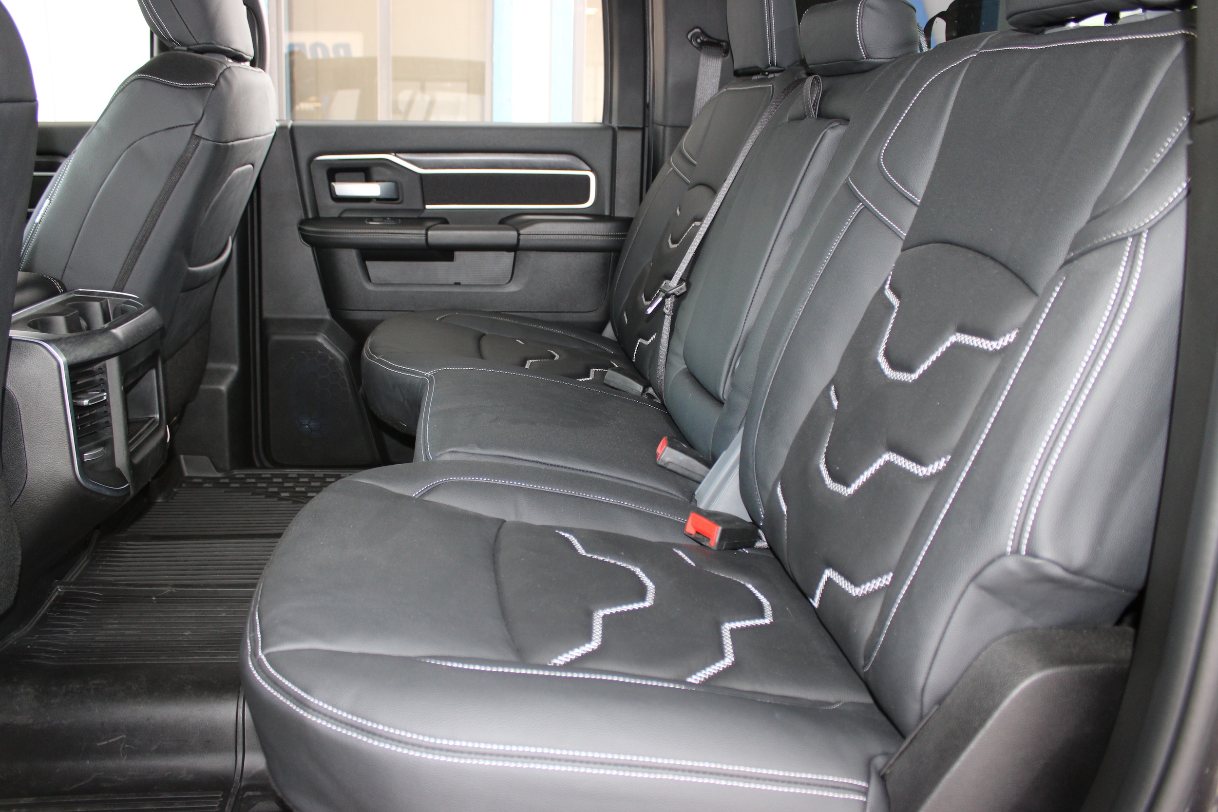 2024 RAM Ram 3500 Pickup Big Horn - Photo 22