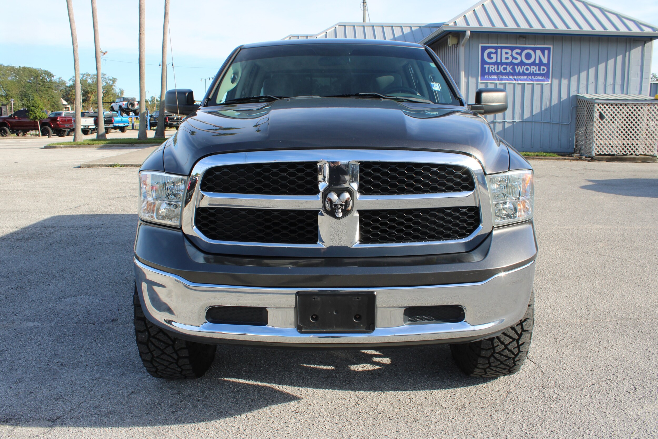 2018 Ram 1500 SLT photo 2