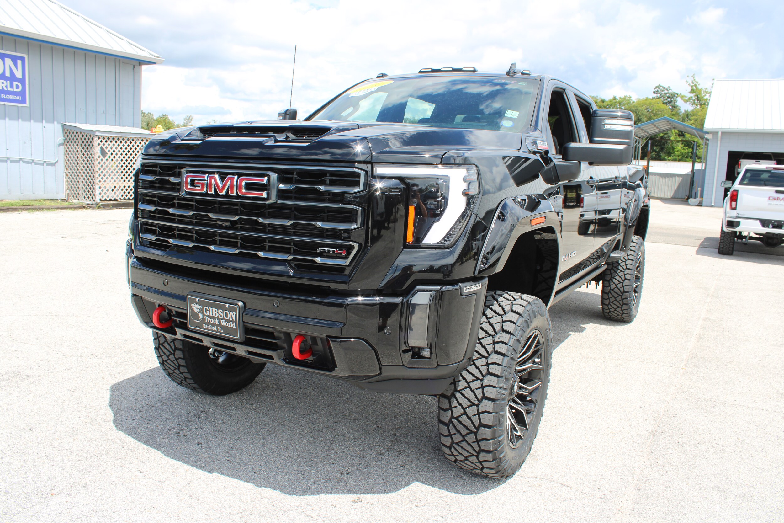 2024 Gmc Sierra HD AT4 photo 3