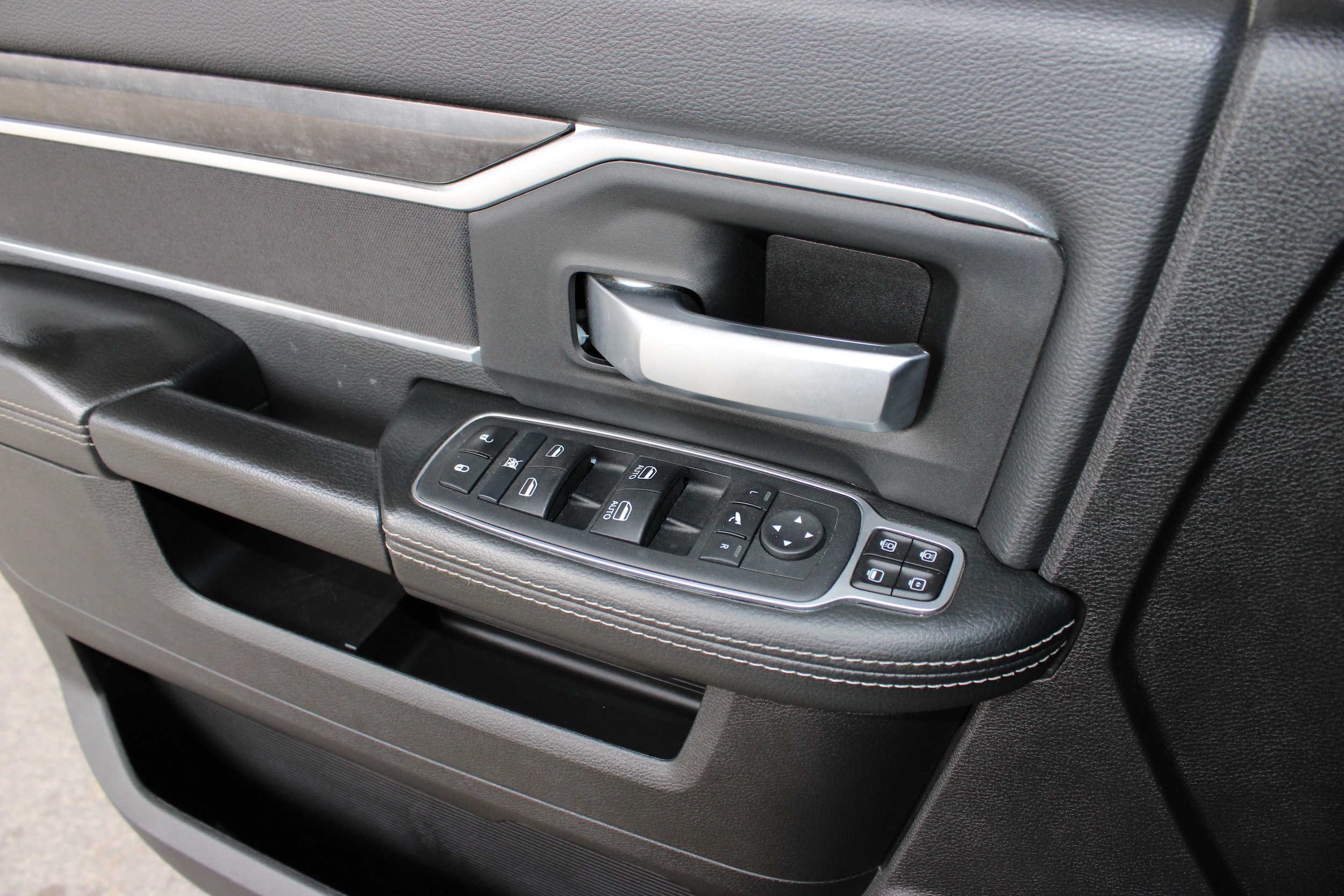 2024 RAM Ram 3500 Pickup Big Horn - Photo 19