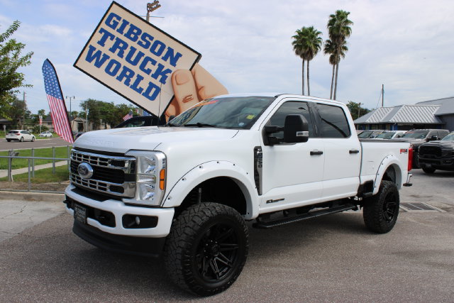 Used 2024 Ford F-250 XLT FX4 Crew Cab 6inch Lifted 4x4 Truck for Sale near Lake Mary, FL, at Gibson Truck World