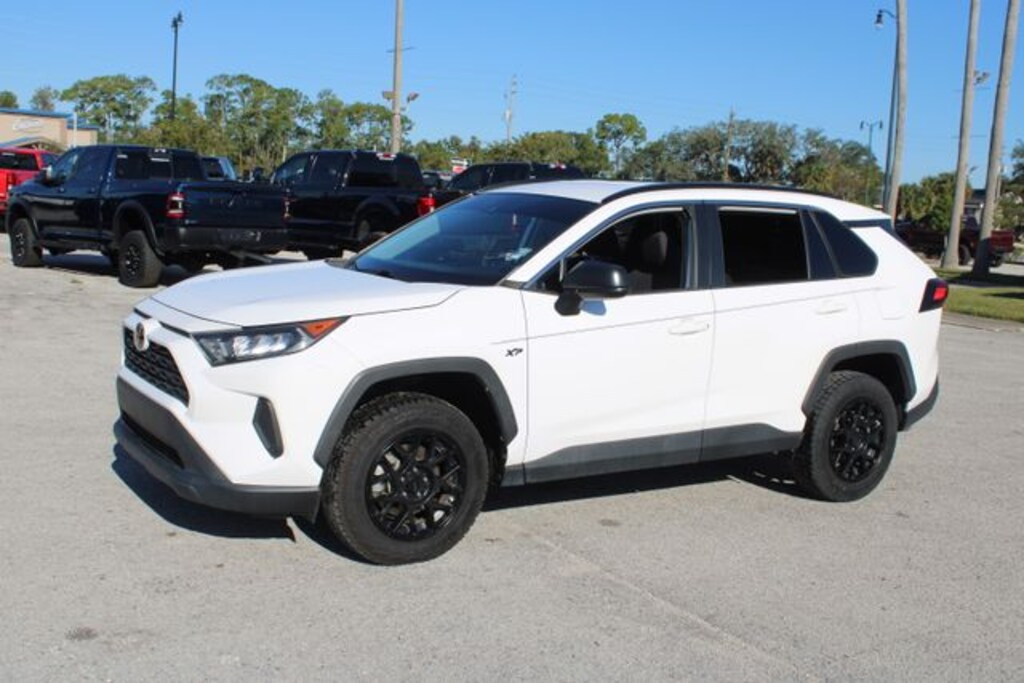 Used 2021 Toyota RAV4 LE SUV