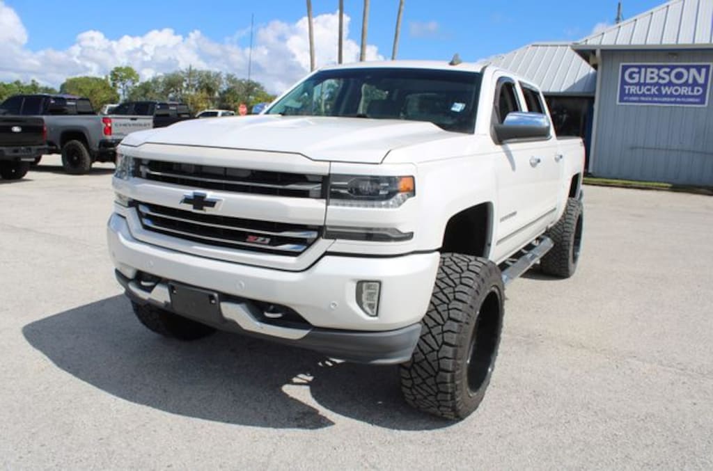 Used 2017 Chevrolet Silverado 1500 LTZ Crew Cab 6inch Lifted 4x4 Truck