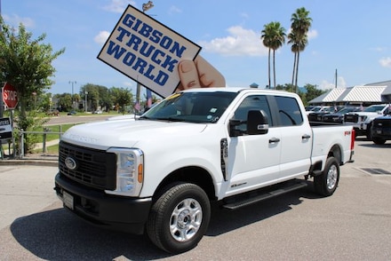 2025 Ford F-250 XL Off-Road Crew Cab 4x4 Truck