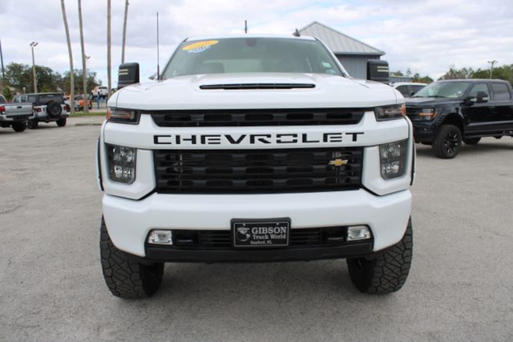 Used 2022 Chevrolet Silverado 2500HD LT Crew Cab 8inch Lifted 4x4 Truck