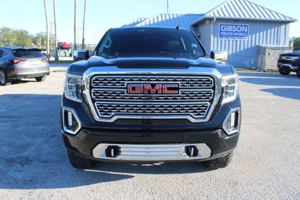Used 2019 GMC Sierra 1500 Denali Crew Cab Lifted 4x4 Truck