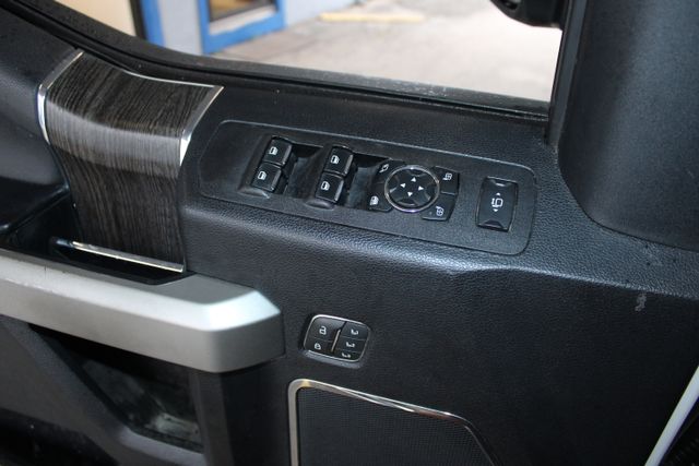2020 Ford F-250 Lariat photo 3