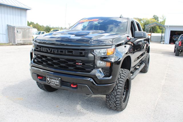 2023 Chevrolet Silverado 1500 Custom Trail Boss photo 3