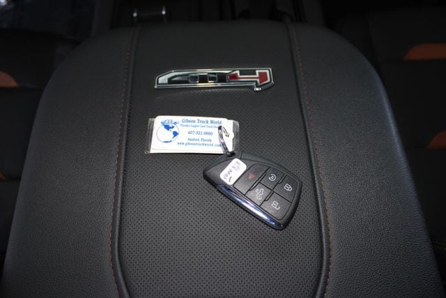 2024 GMC Sierra 2500HD AT4 - Photo 28