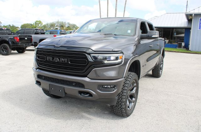 2021 Ram 1500 Limited Night Edition photo 3