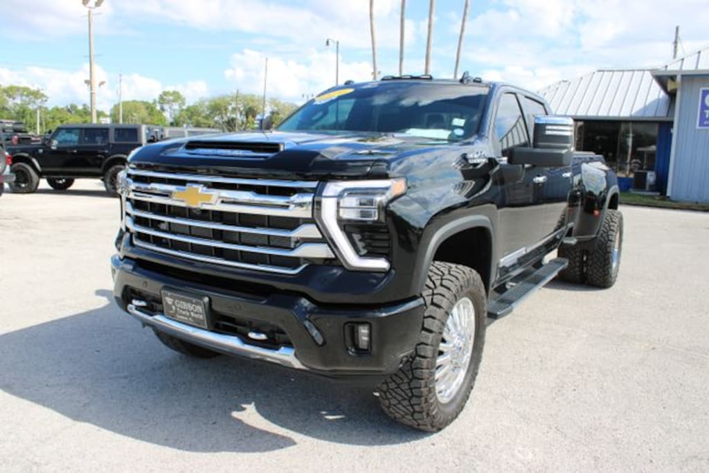 Used 2025 Chevrolet Silverado 3500HD High Country Crew Cab Lifted Dually 4x4 Truck