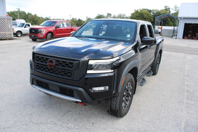 2023 Nissan Frontier PRO-4X photo 3