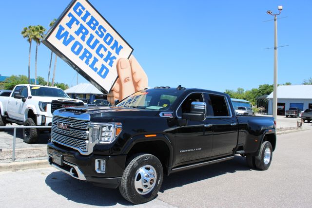 2023 GMC Sierra 4WD Crew Cab Long Box DRW Denali's photo