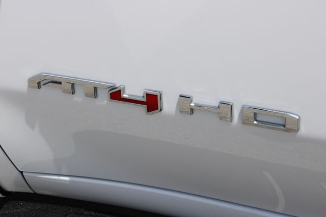 2024 GMC Sierra 2500HD AT4 - Photo 18