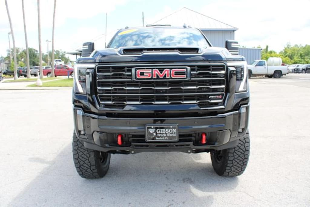 Used 2024 GMC Sierra 2500HD AT4 Truck
