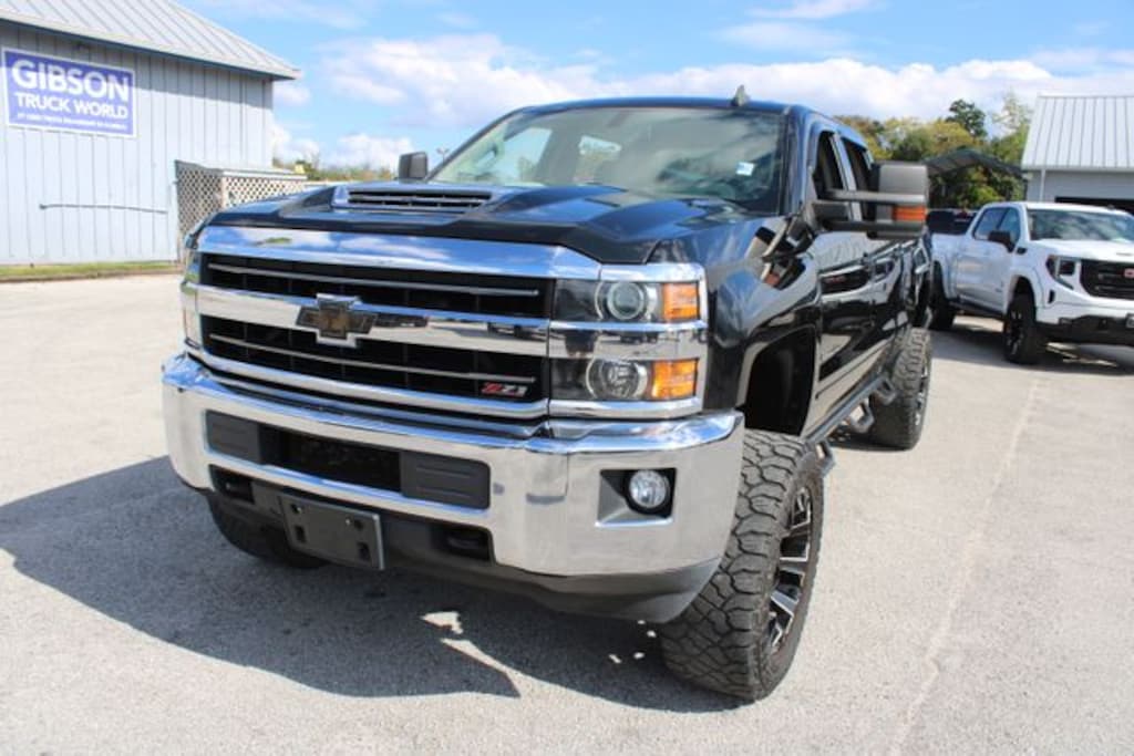 Used 2019 Chevrolet Silverado 2500HD LT Z71 Crew Cab 6inch Lifted 4x4 Truck