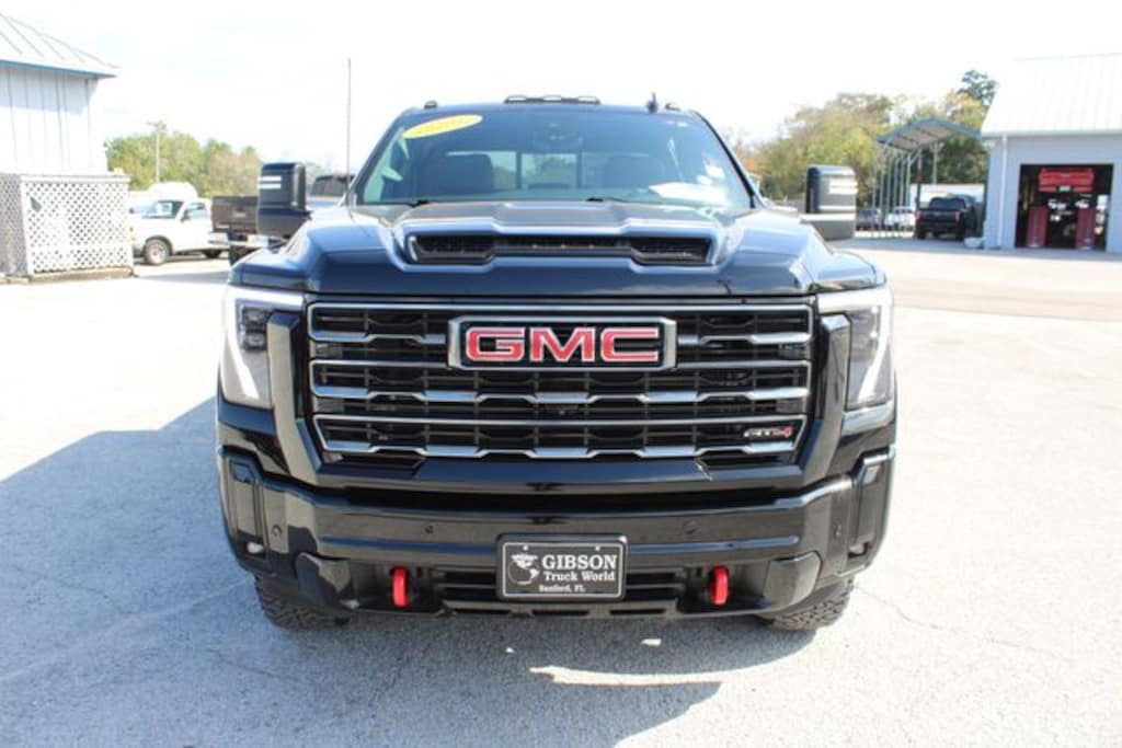 Used 2025 GMC Sierra 2500HD AT4 Crew Cab 4x4 Truck