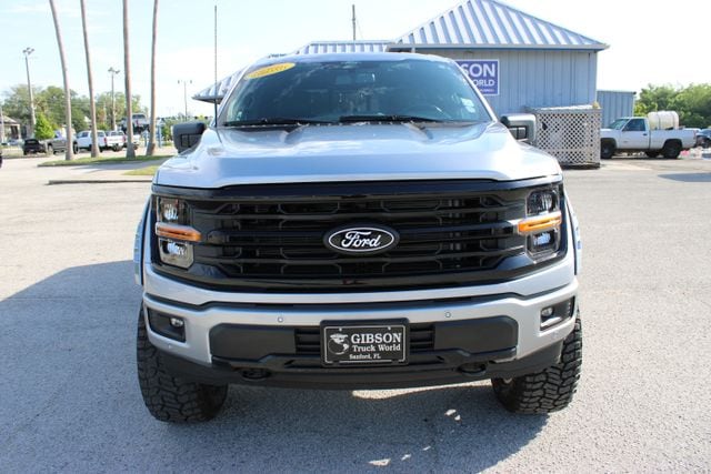 2026 Ford F-150 XLT - Photo 2