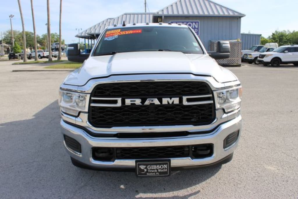 Used 2024 Ram 3500 Crew Cab Flatbed 4x4 Cab/Chassis