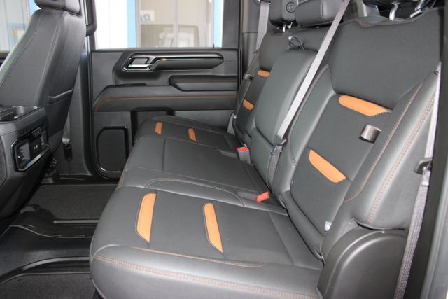 2024 GMC Sierra 2500HD AT4 - Photo 24