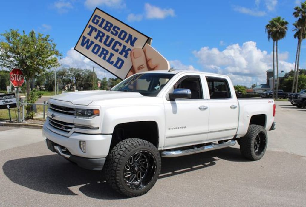 Used 2017 Chevrolet Silverado 1500 LTZ Crew Cab 6inch Lifted 4x4 Truck