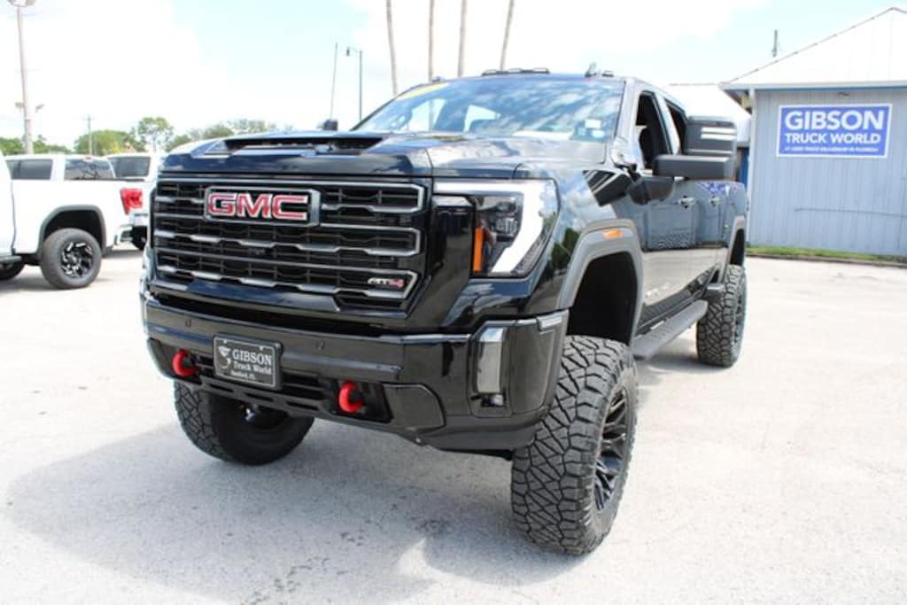 Used 2024 GMC Sierra 2500HD AT4 Truck