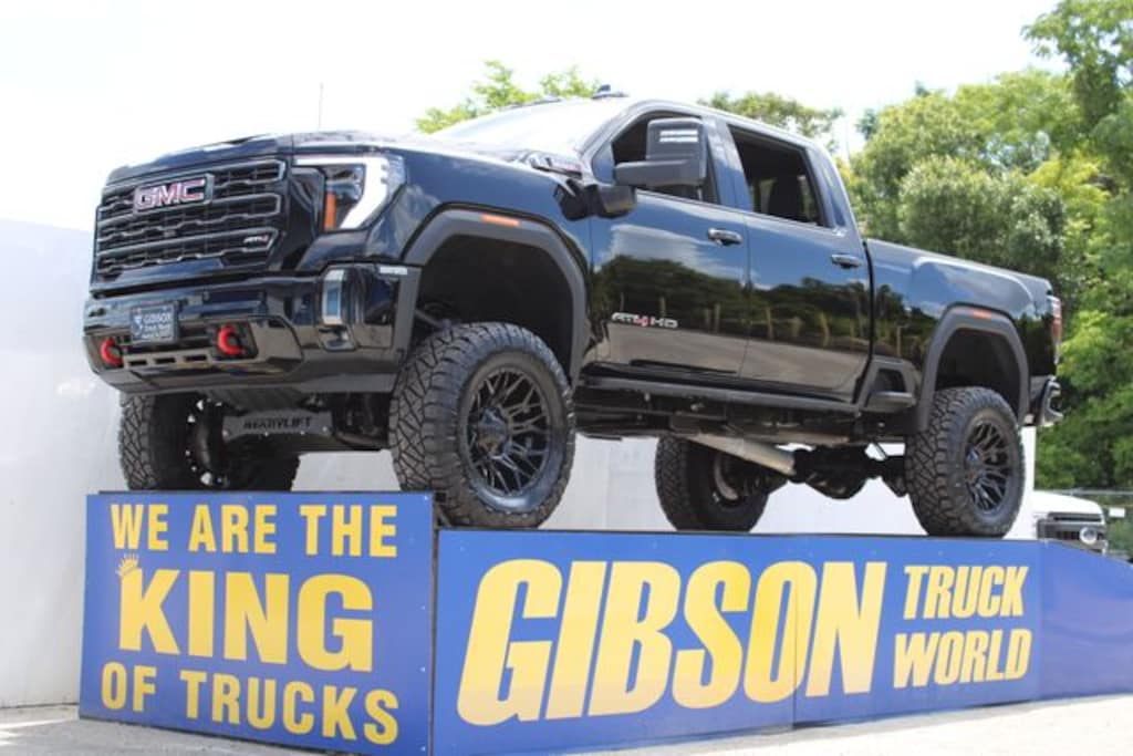 Used 2024 GMC Sierra 2500HD AT4 Truck