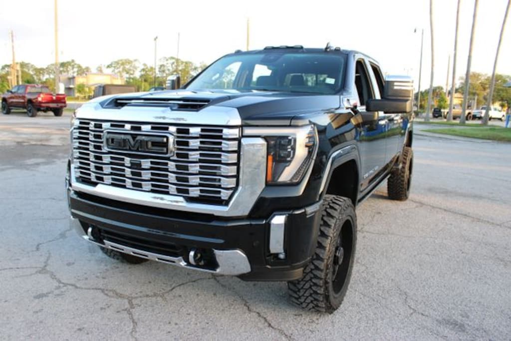 Used 2024 GMC Sierra 2500HD Denali Reserve Crew Cab Lifted 4x4 Truck
