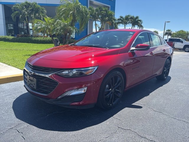 2025 Chevrolet Malibu 1LT photo 2