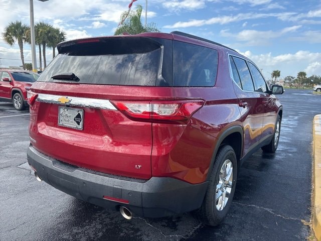 2020 Chevrolet Traverse Leather photo 2