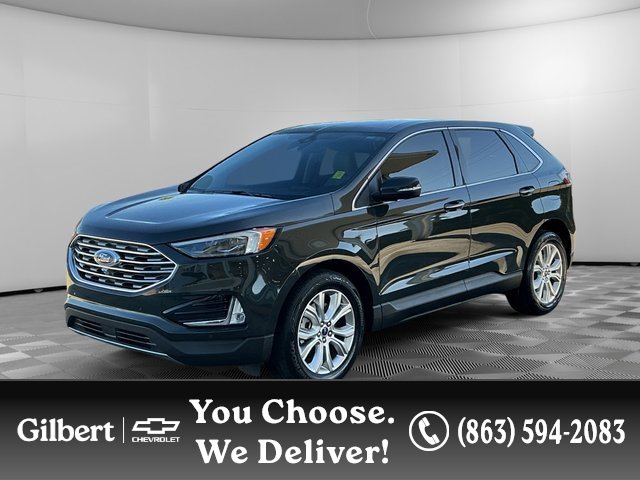 2022 Ford Edge Titanium's photo