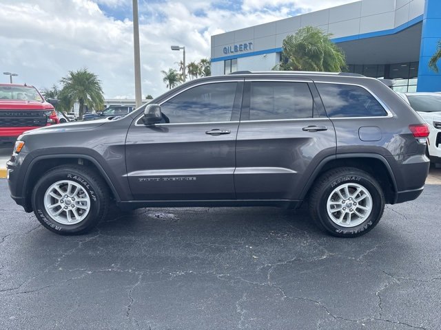 2020 Jeep Grand Cherokee Laredo E photo 3