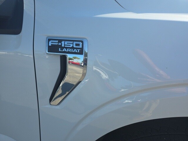 2022 Ford F-150 Lariat photo 2
