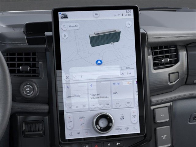 2025 Ford F-150 Lightning Flash photo 14