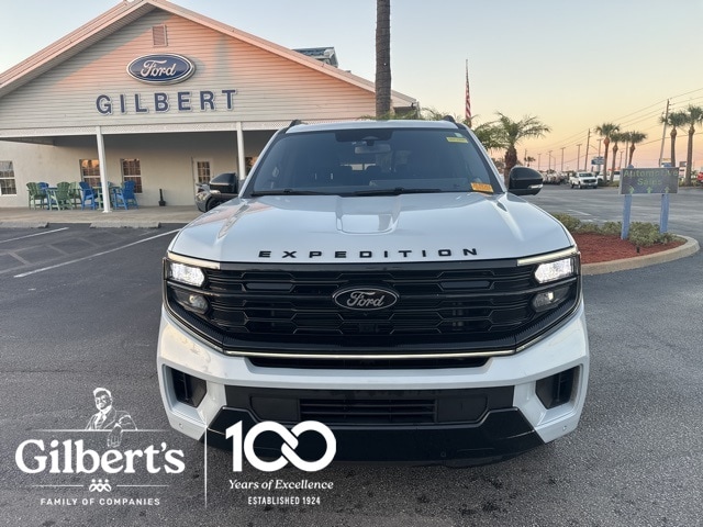 2025 Ford Expedition Platinum's photo