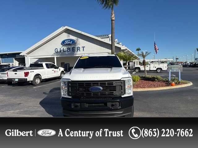 2024 Ford F-350 Super Duty XL's photo