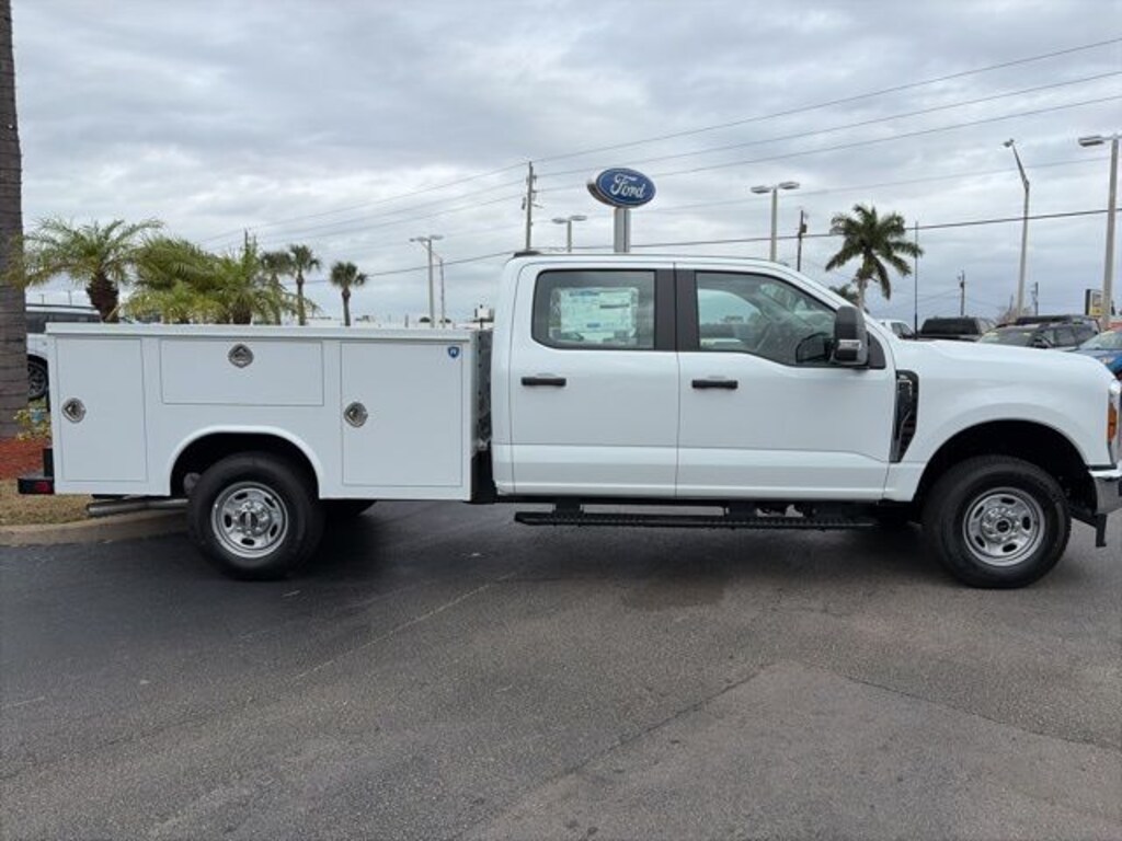 New 2026 Ford F-250 XL Truck Crew Cab