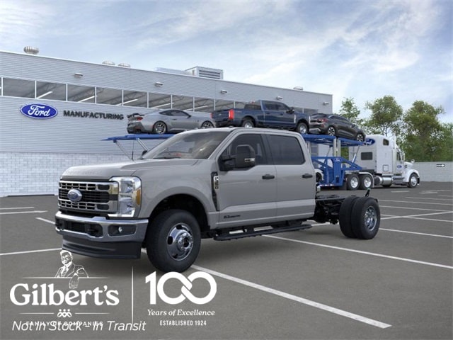 2026 Ford F-350 Super Duty Chassis Cab XL's photo