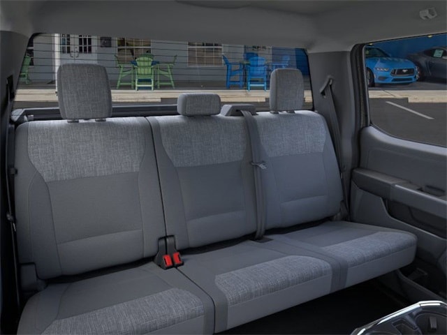 2025 Ford F-150 Lightning XLT photo 11
