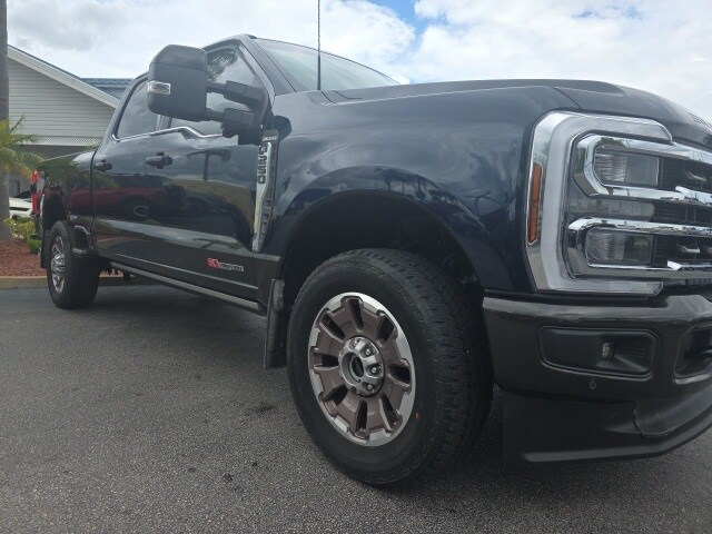 2024 Ford F-250 King Ranch photo 2