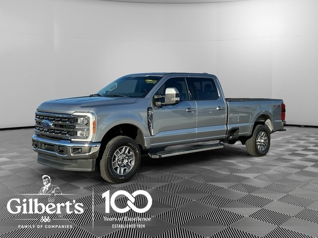 2023 Ford F-350 Super Duty Lariat's photo