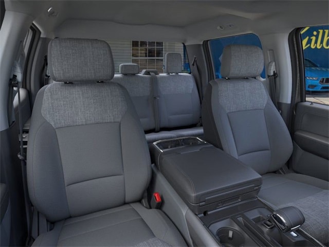 2025 Ford F-150 Lightning XLT photo 10