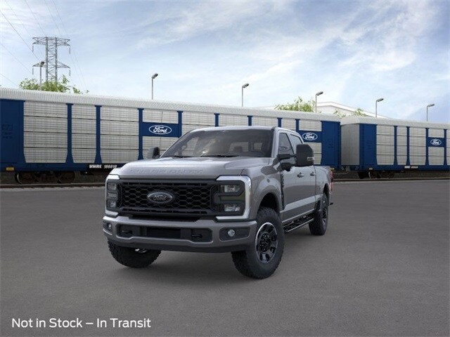 2025 Ford F-350 XLT photo 2