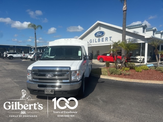 2026 Ford E-Series Cutaway Base's photo