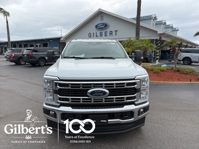 2025 Ford F-350 Base's photo