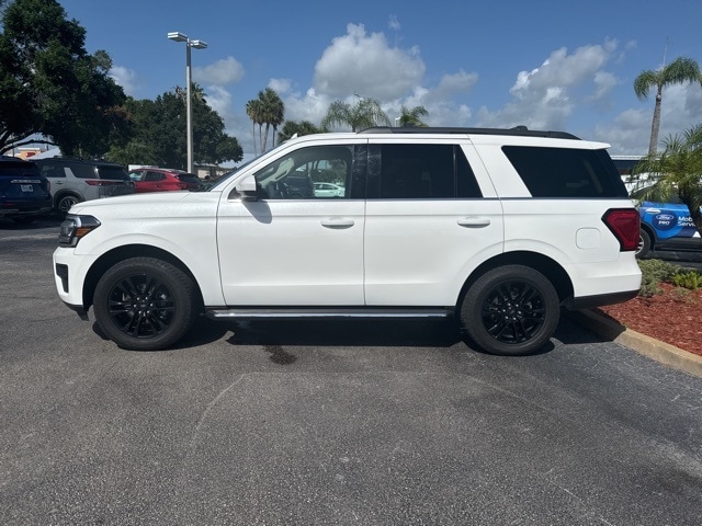 Used 2022 Ford Expedition XLT with VIN 1FMJU1JT5NEA02565 for sale in Okeechobee, FL