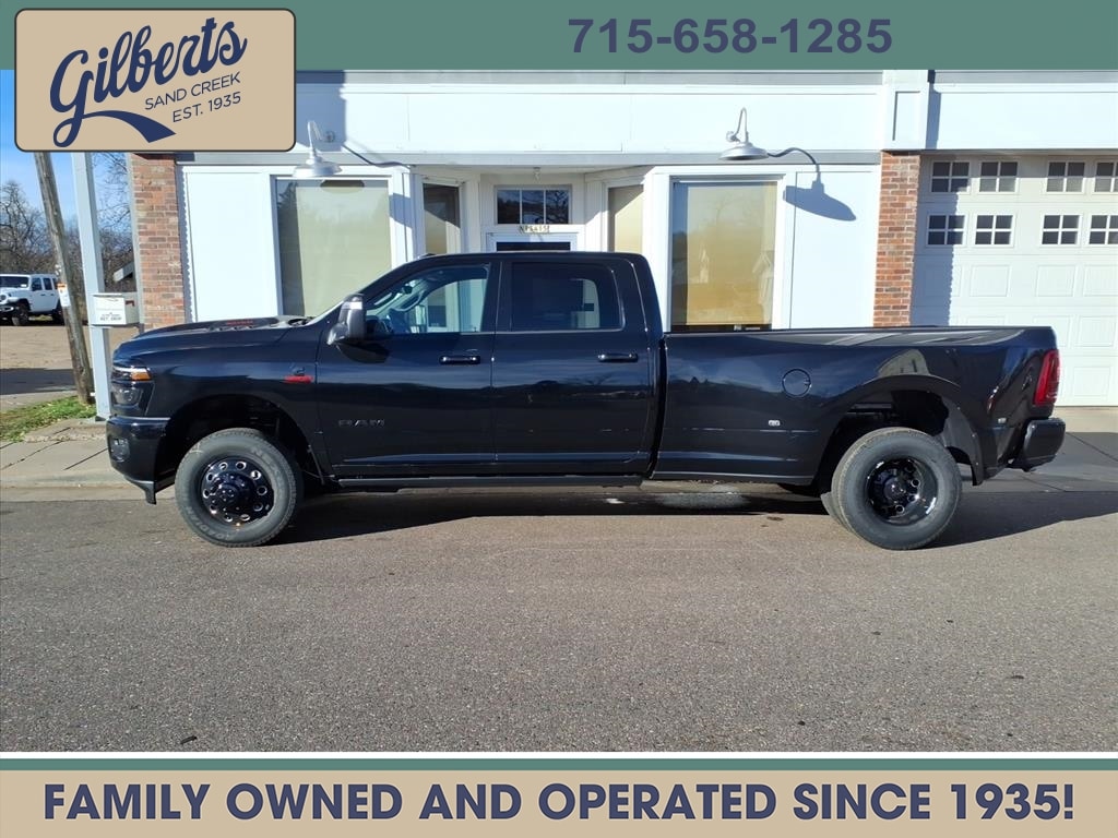 2026 RAM Ram 3500 Pickup Laramie's photo