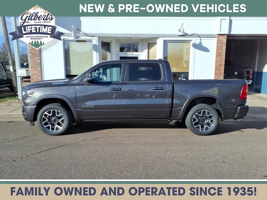 2026 RAM Ram 1500 Pickup Laramie's photo