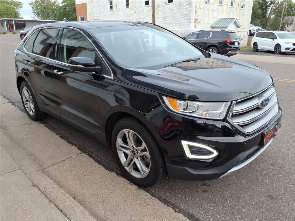2018 Ford Edge Titanium photo 3